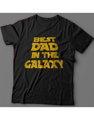 Прикольная футболка с надписью "Best dad in the galaxy" ("Лучший батя в галактике")